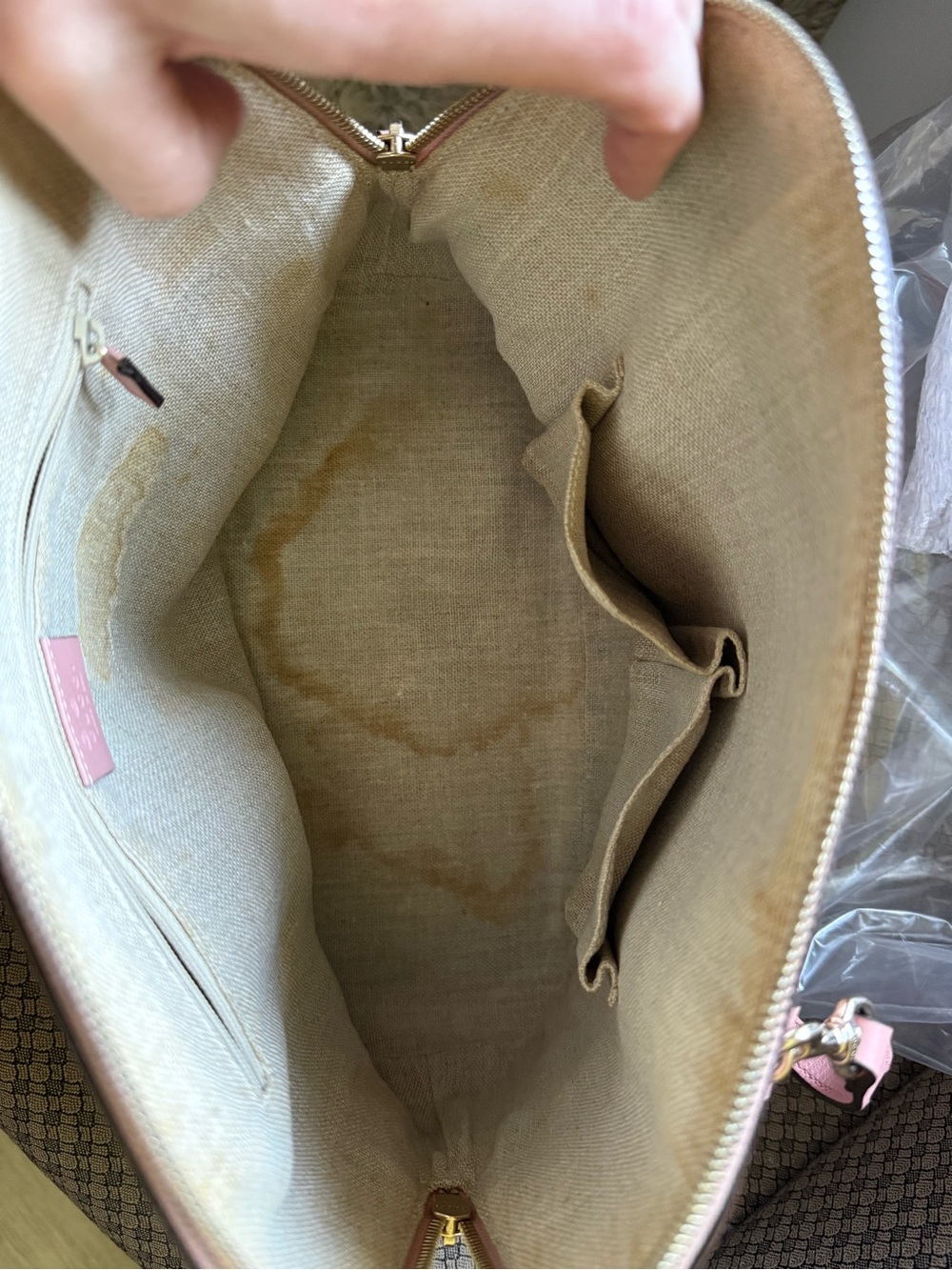 Gucci Dusty Rose Microguccissima Leather two way with Gold Hardware - Picture 9 of 9